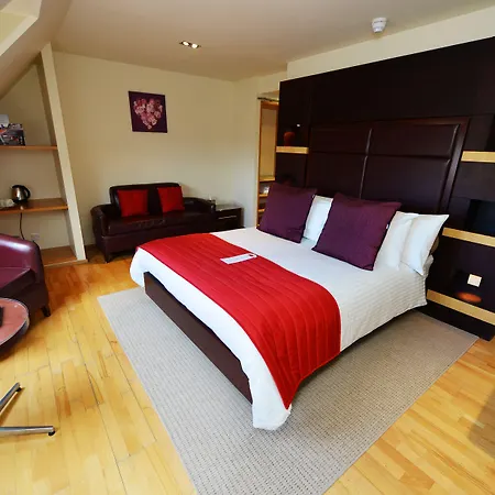 Glynhill Hotel & Spa Near Glasgow Airport-2